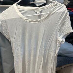 Banana Republic Cream Fitted Cap Sleeve T-Shirt